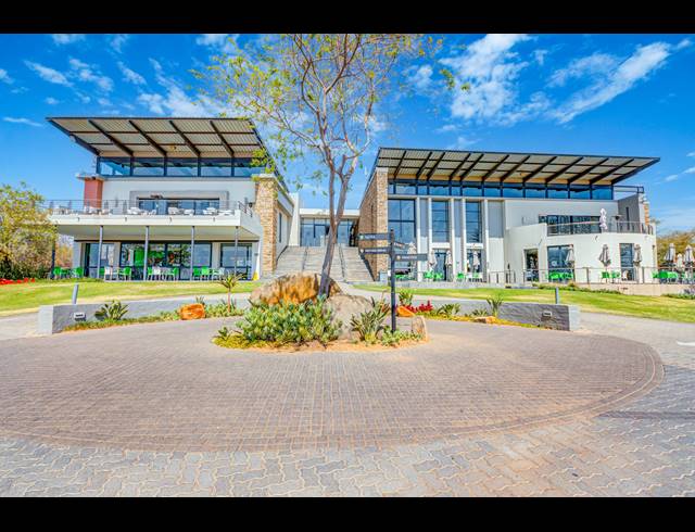 1 BEDROOM APARTMENT BLOCK FOR SALE IN JACKAL CREEK GOLF ESTATE